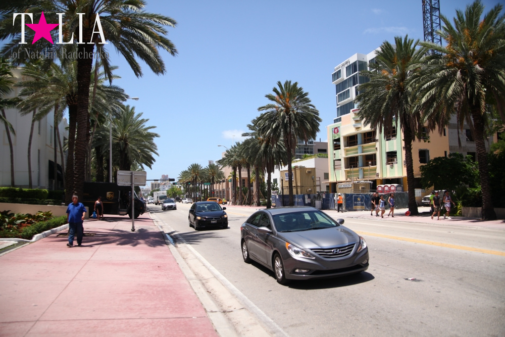 Коллинз Авеню на Майами Бич (Сollins Аvenue)