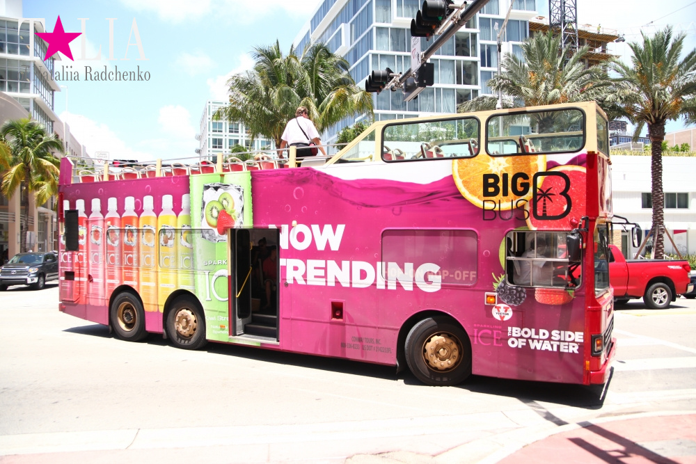 Коллинз Авеню на Майами Бич (Сollins Аvenue)