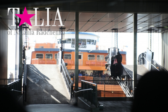 Статен Айленд Ферри. Вид парома с вокзала.