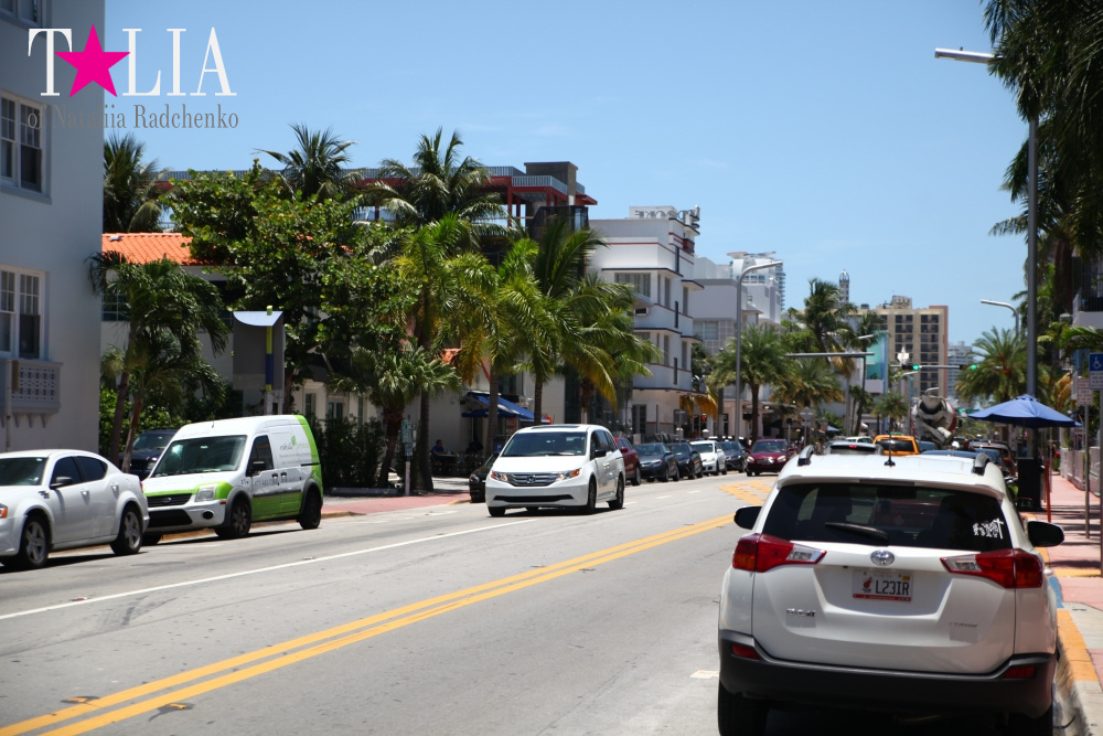 Коллинз Авеню на Майами Бич (Сollins Аvenue)