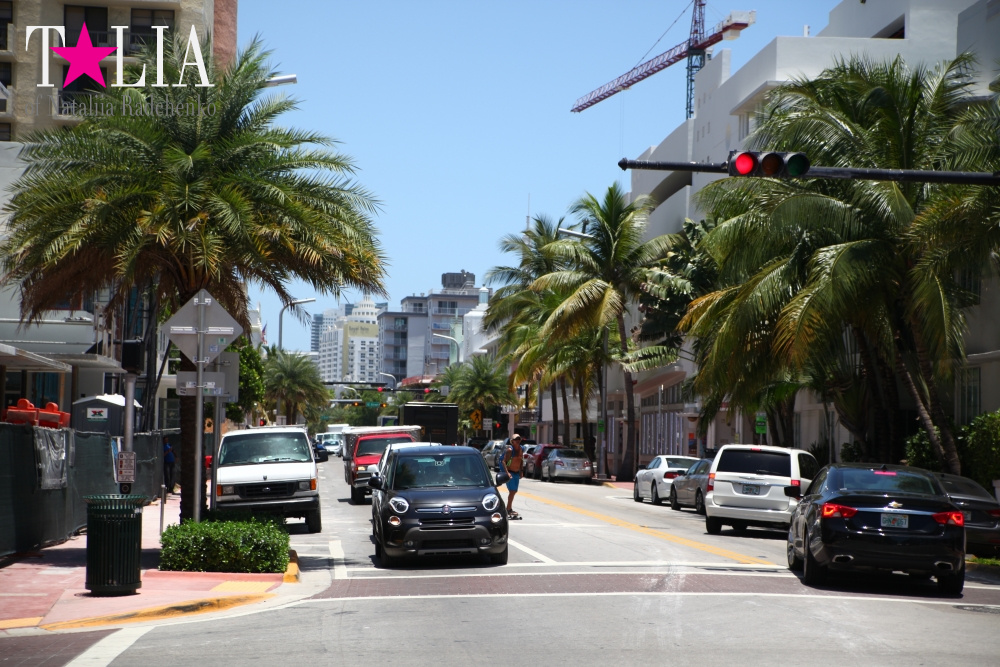 Коллинз Авеню на Майами Бич (Сollins Аvenue)