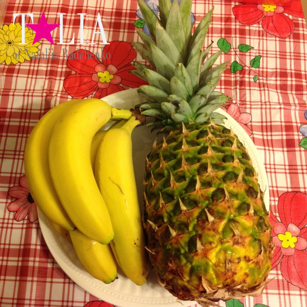 И фрукты тоже.