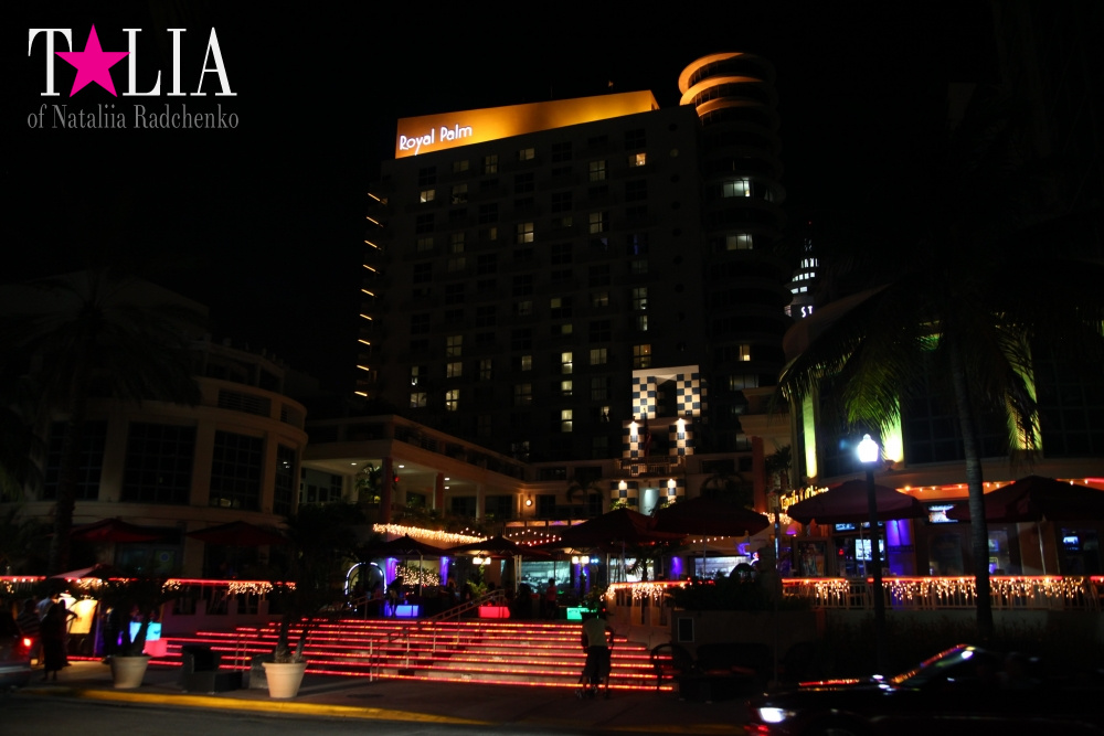 Коллинз Авеню на Майами Бич (Сollins Аvenue)