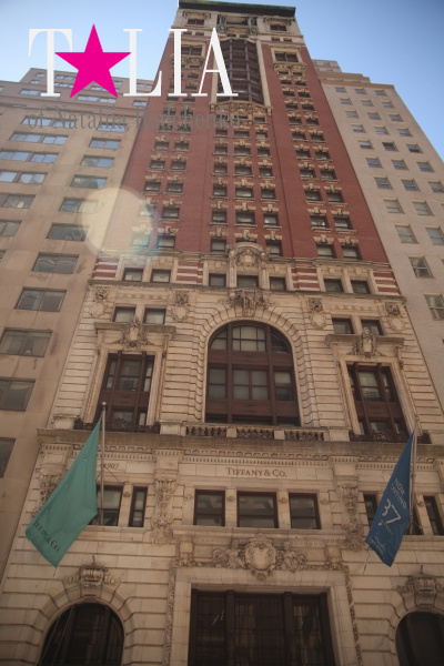 Знаменитый ювелирными украшениями дом Тиффани. Манхэттен, Нью-Йорк
