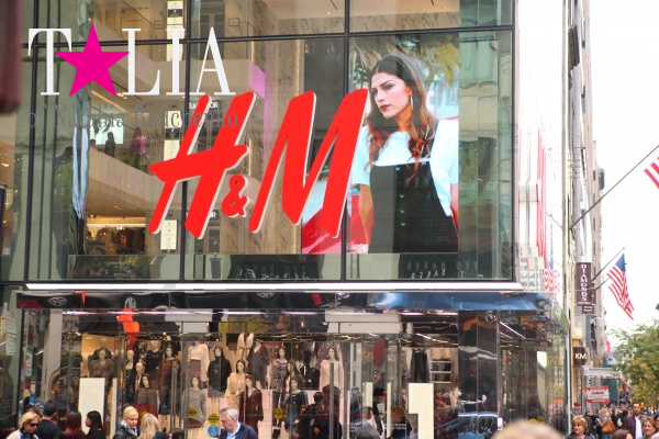 Магазин H&M на Манхэттене, Нью-Йорк