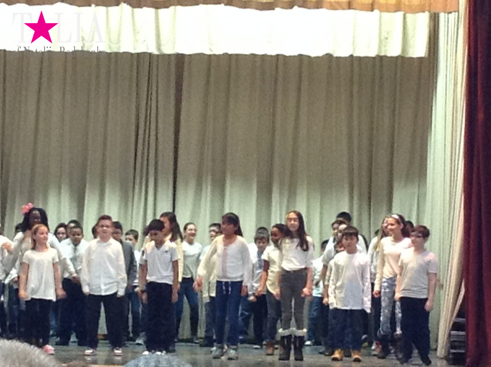 Выступление 5-х классов!