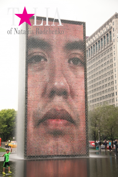 Краун фонтан в Миллениум парке Чикаго (Crown Fountain, Chicago)