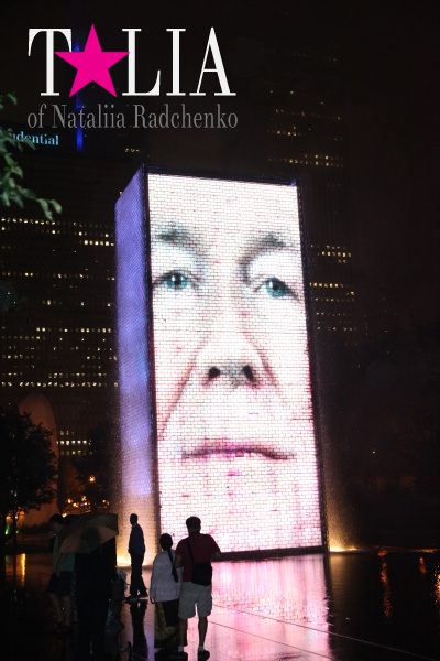 Краун фонтан в Миллениум парке Чикаго (Crown Fountain, Chicago)