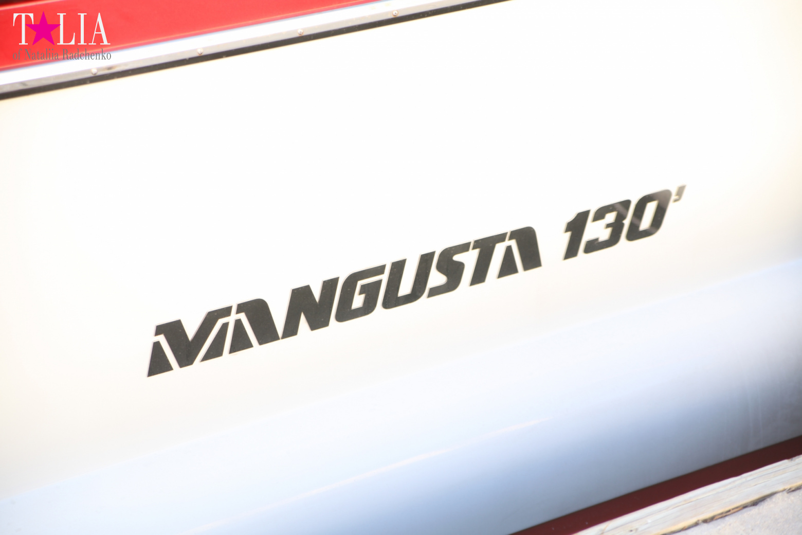 Yachts, Palms, Bay - The promenade of Middle Miami Beach, Collins Avenue