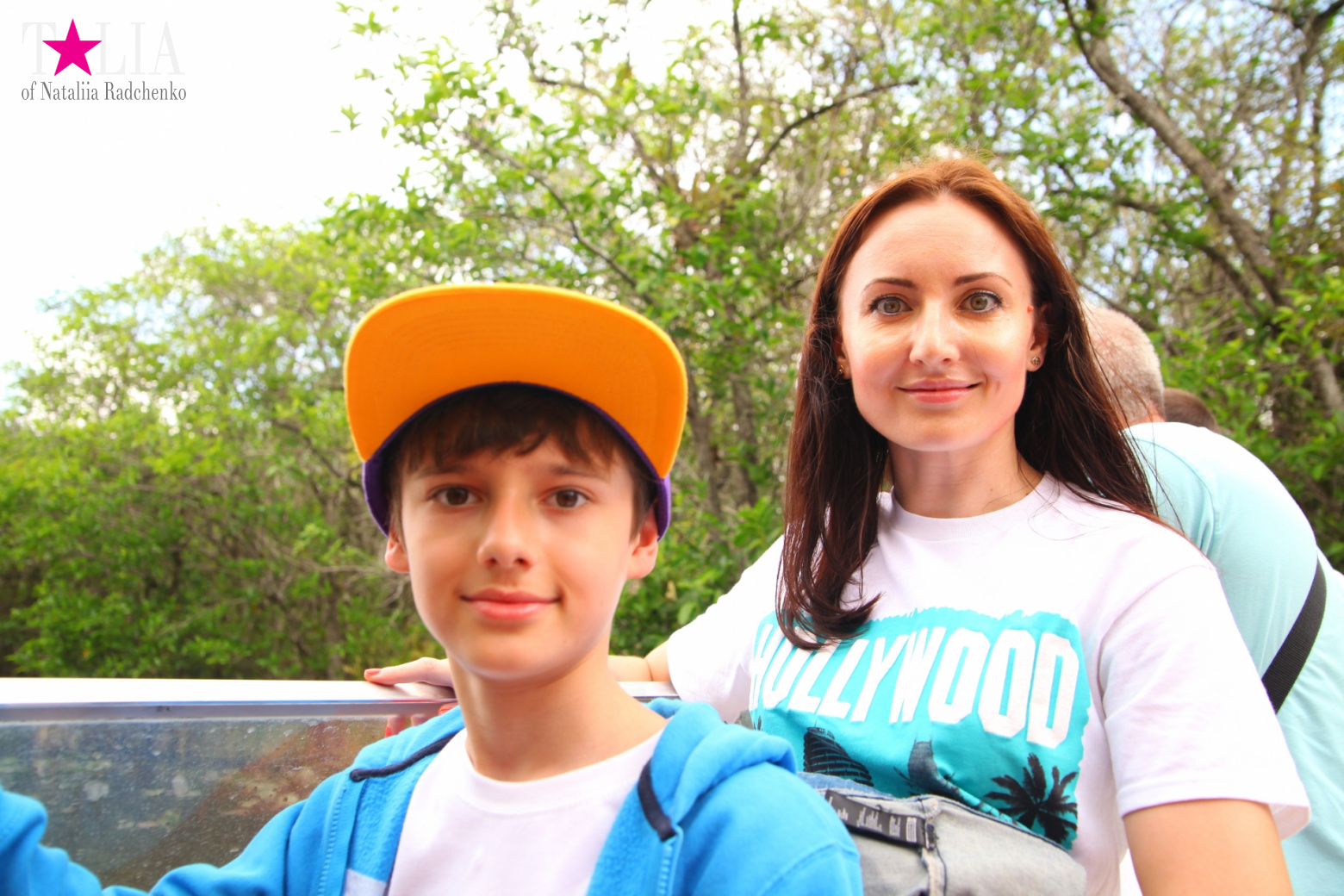 Катание на лодках по болоту с крокодилами в Gator Park, Эверглейдс, Майами