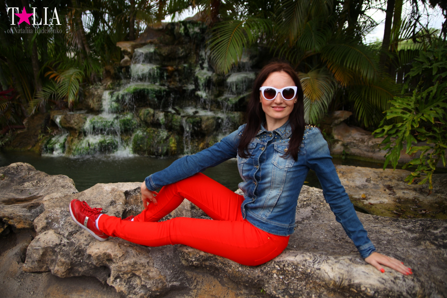 The show with crocodiles and other entertainments of Gator Park, Everglades, Miami