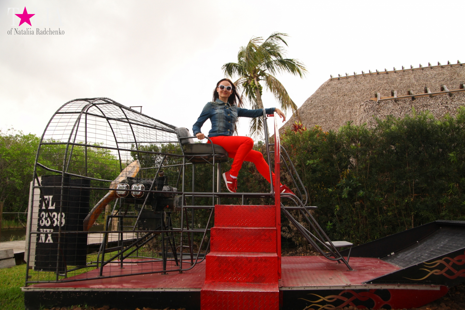 Катание на лодках по болоту с крокодилами в Gator Park, Эверглейдс, Майами