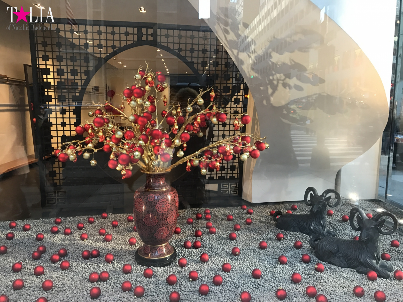 Fabulous New Year's Manhattan