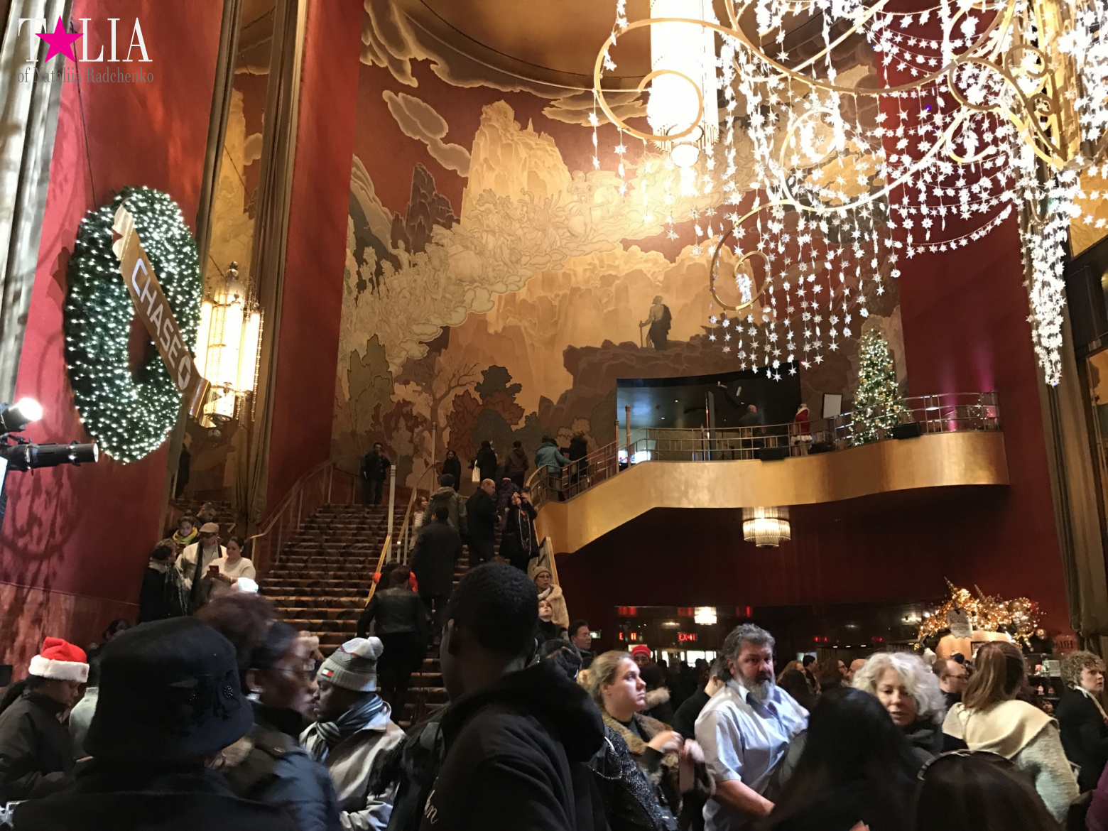 Musical on Broadway "Radio City Christmas Spectacular" with dancers "The Rockettes"