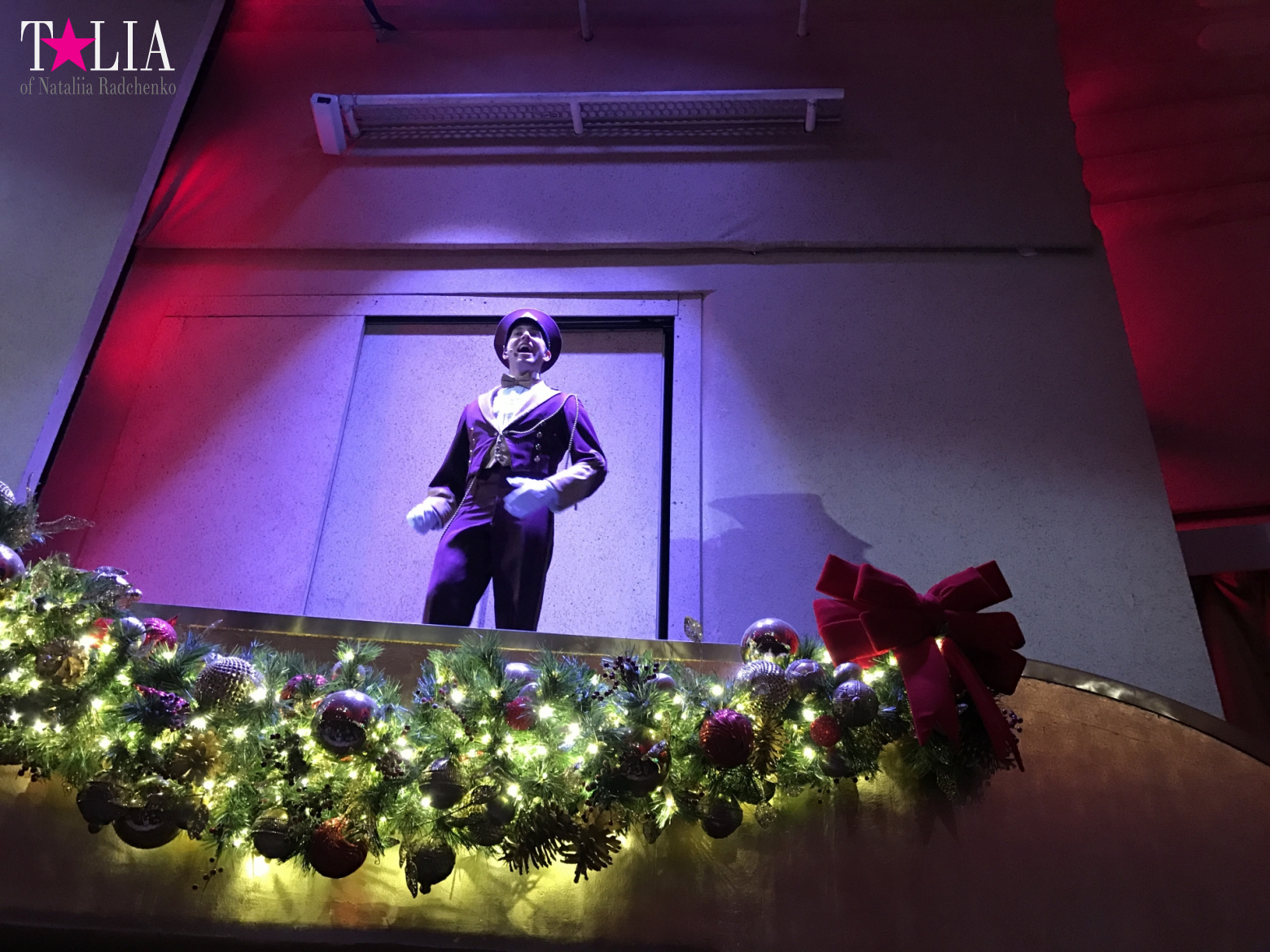 Musical on Broadway "Radio City Christmas Spectacular" with dancers "The Rockettes"