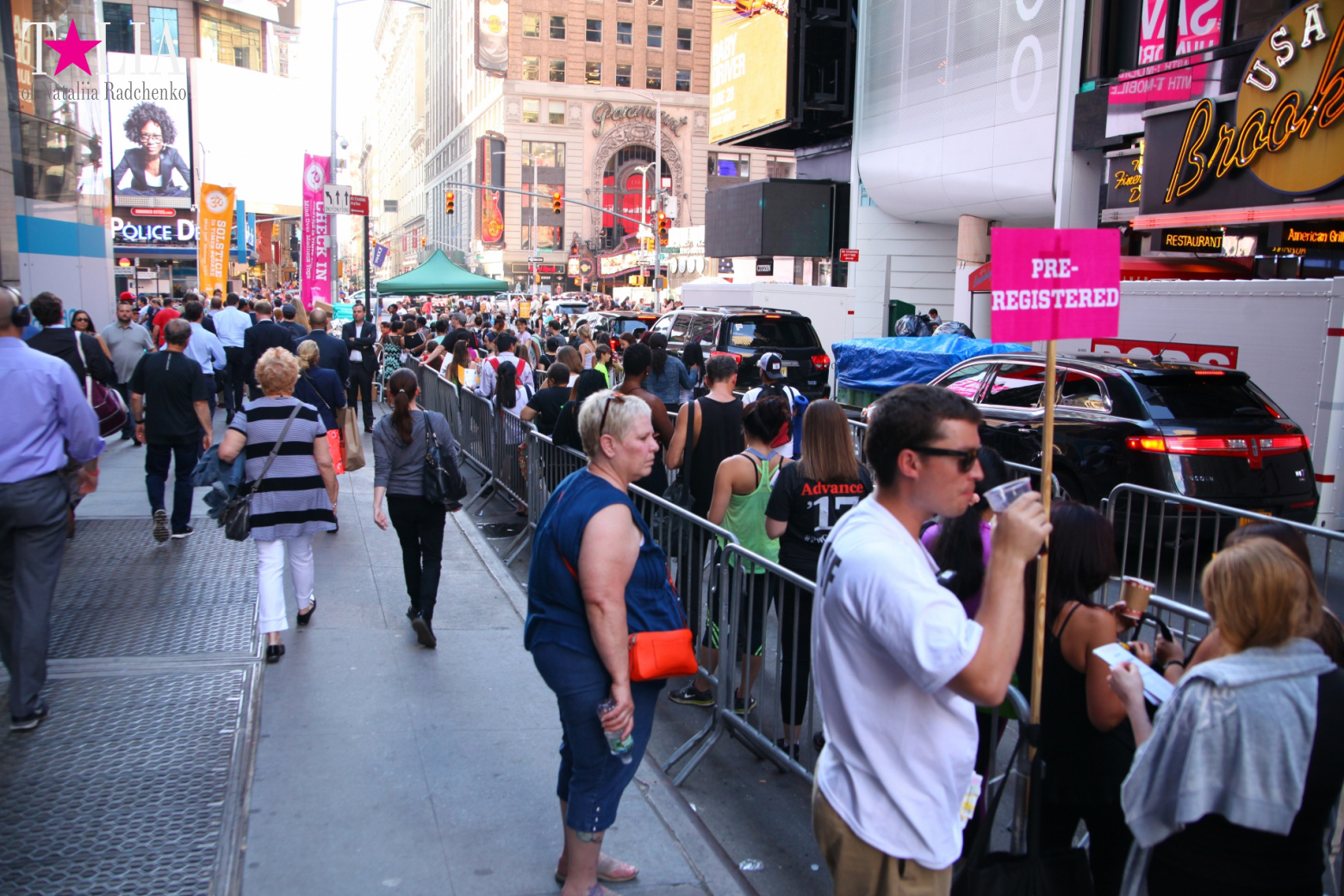 Yoga Festival "Solstice in Times Square 2017"