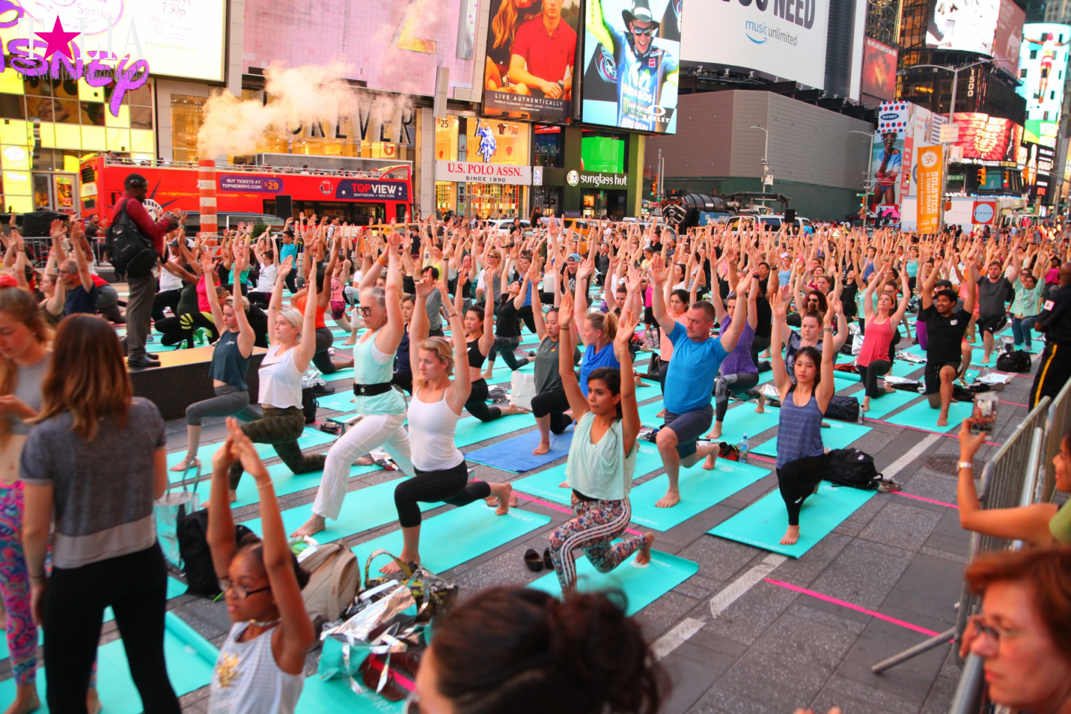 Yoga Festival "Solstice in Times Square 2017"