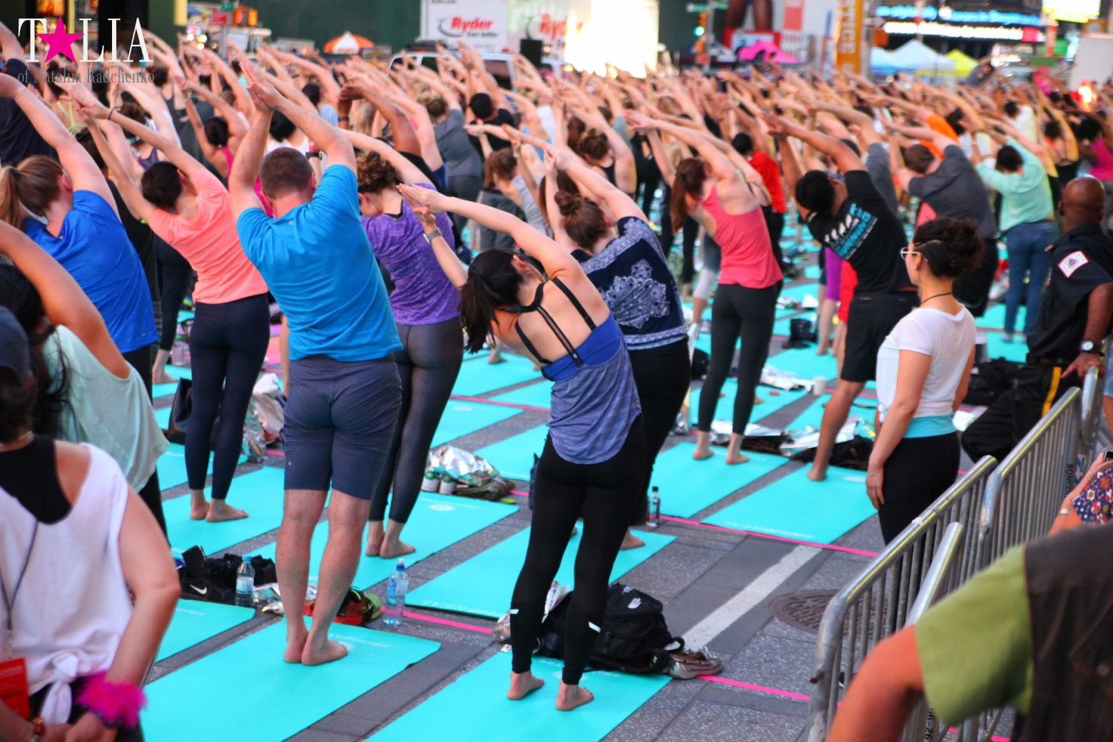 Yoga Festival "Solstice in Times Square 2017"