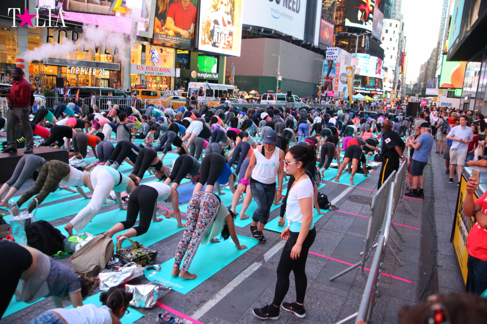 Yoga Festival "Solstice in Times Square 2017"