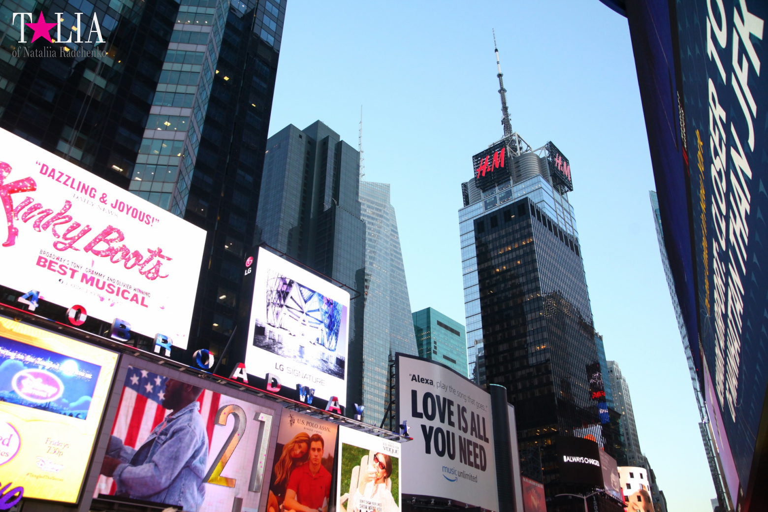 Yoga Festival "Solstice in Times Square 2017"