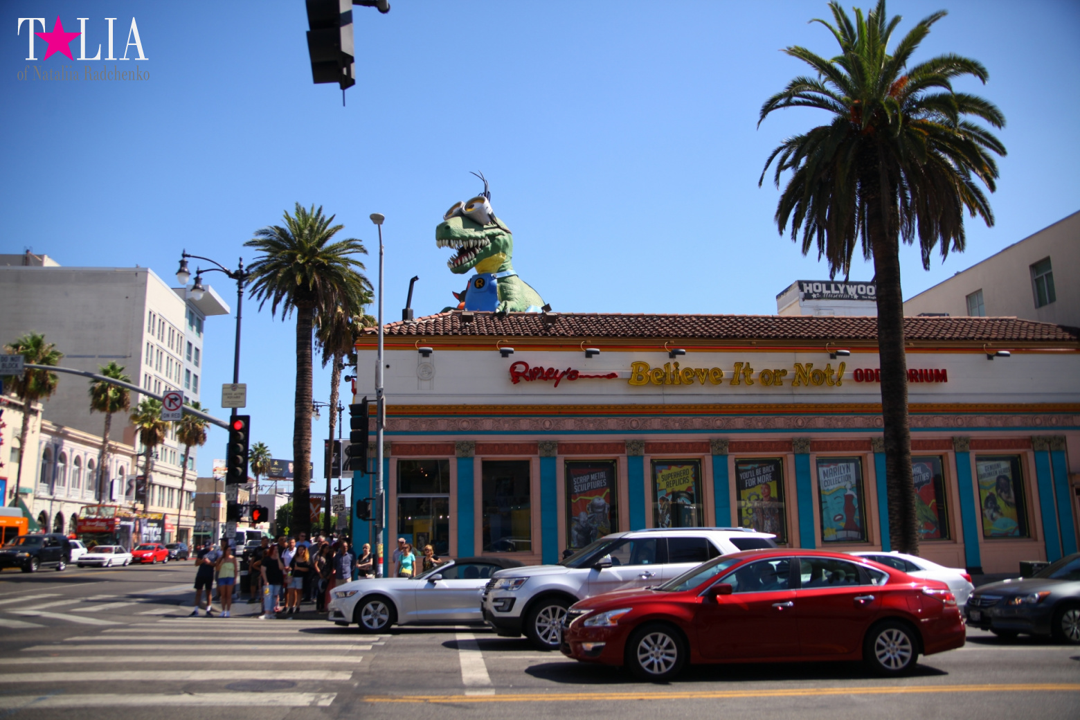 Аллея Славы Голливуда или Аллея отпечатков + "4 леди Голливуда"