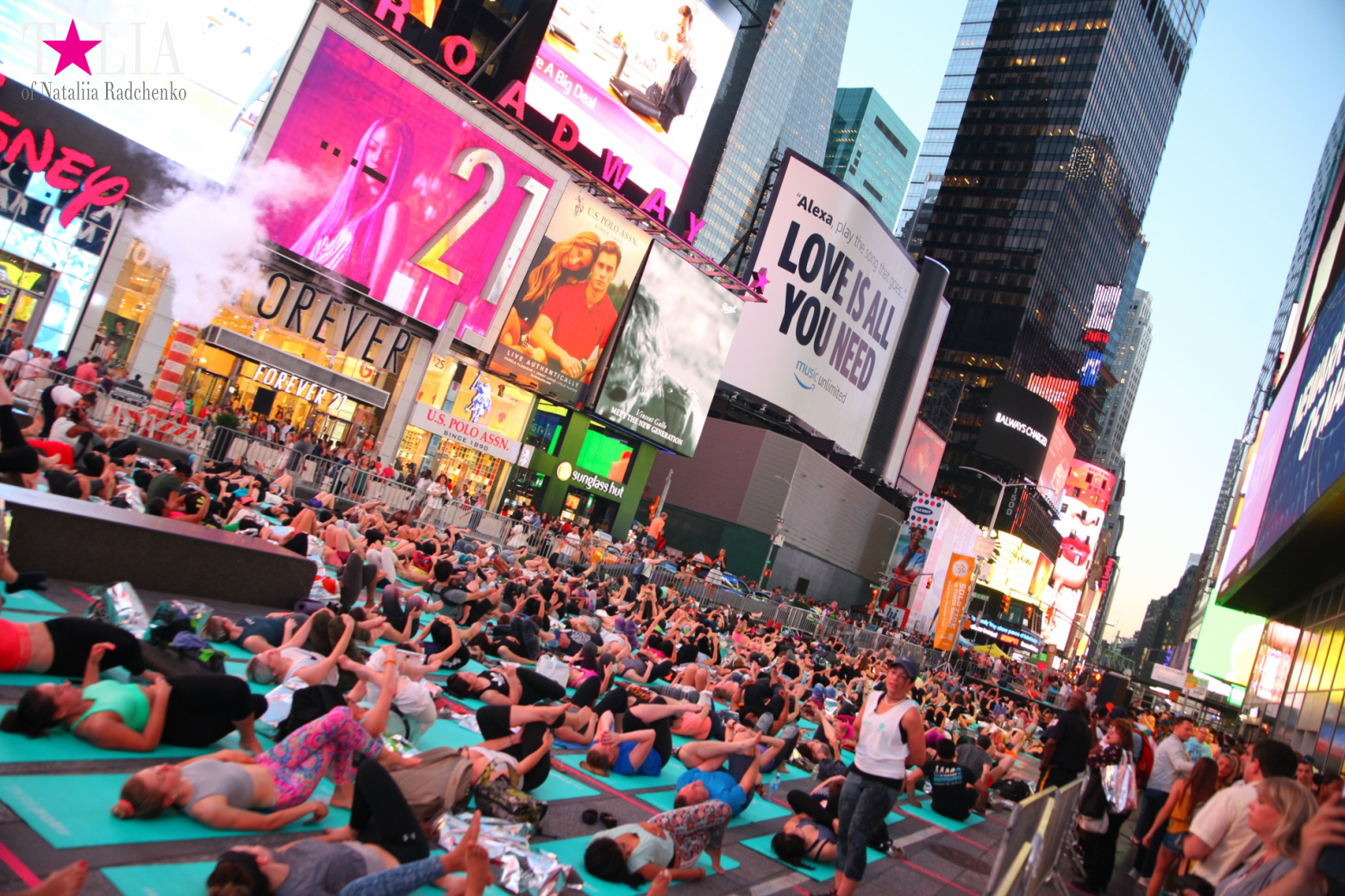 Yoga Festival "Solstice in Times Square 2017"