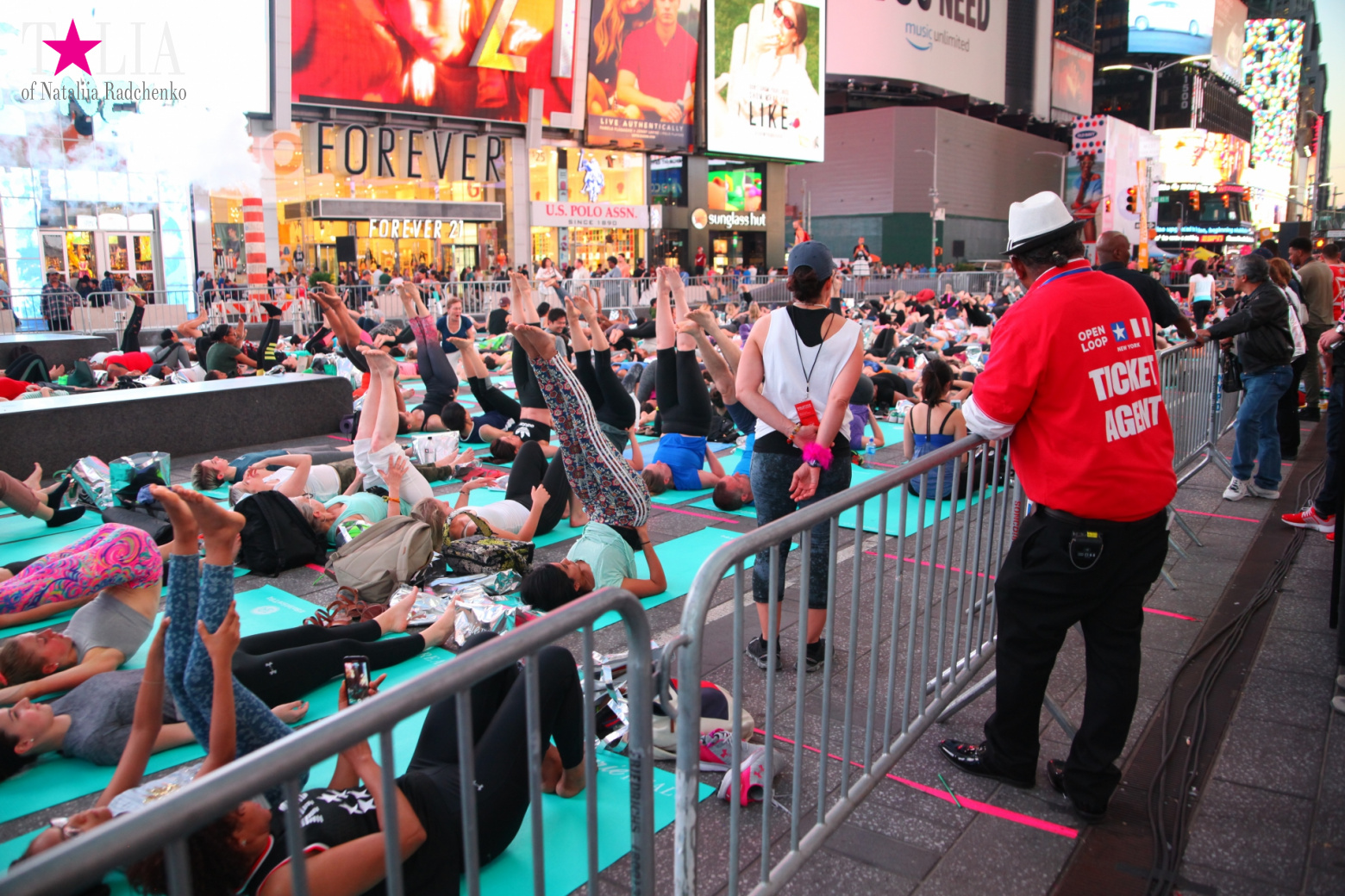 Yoga Festival "Solstice in Times Square 2017"