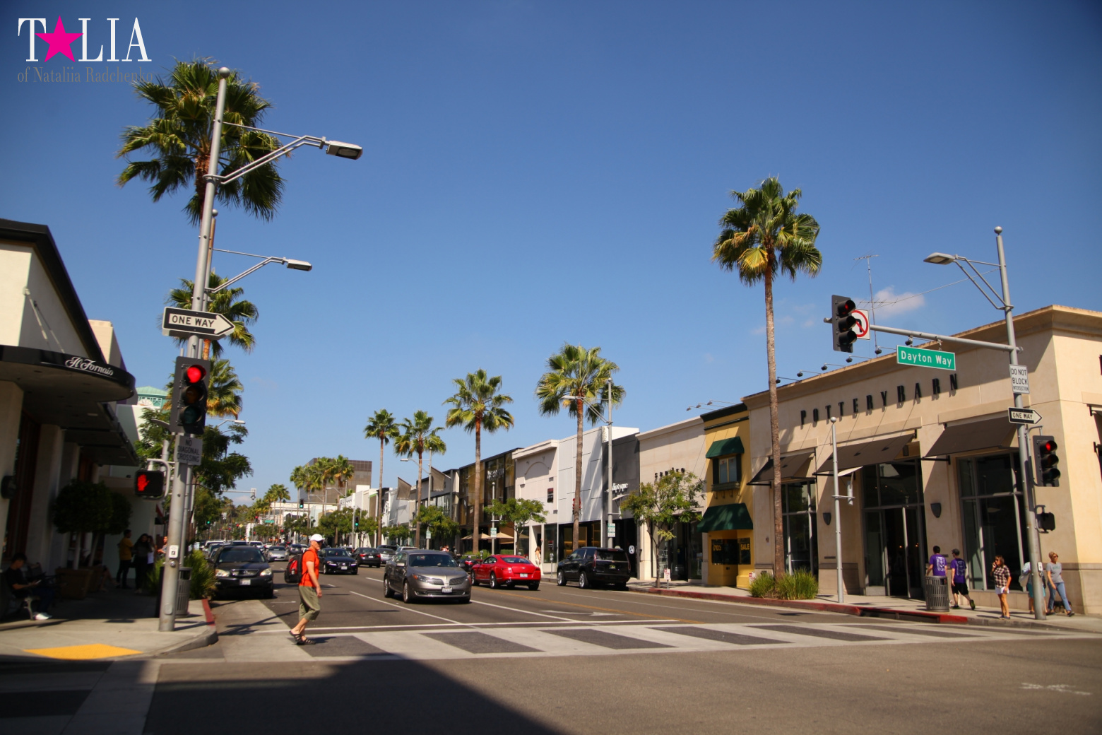 Родео-Драйв в Беверли Хиллз. Лос-Анджелес, Калифорния, США