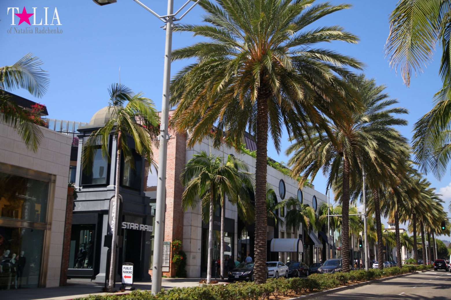 Родео-Драйв в Беверли Хиллз. Лос-Анджелес, Калифорния, США