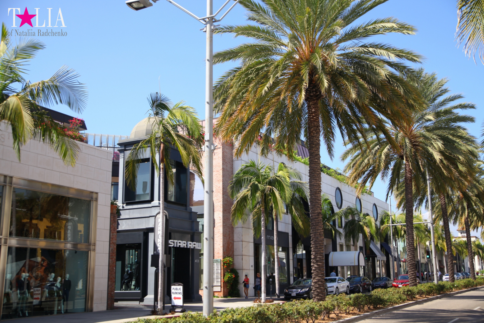 Родео-Драйв в Беверли Хиллз. Лос-Анджелес, Калифорния, США