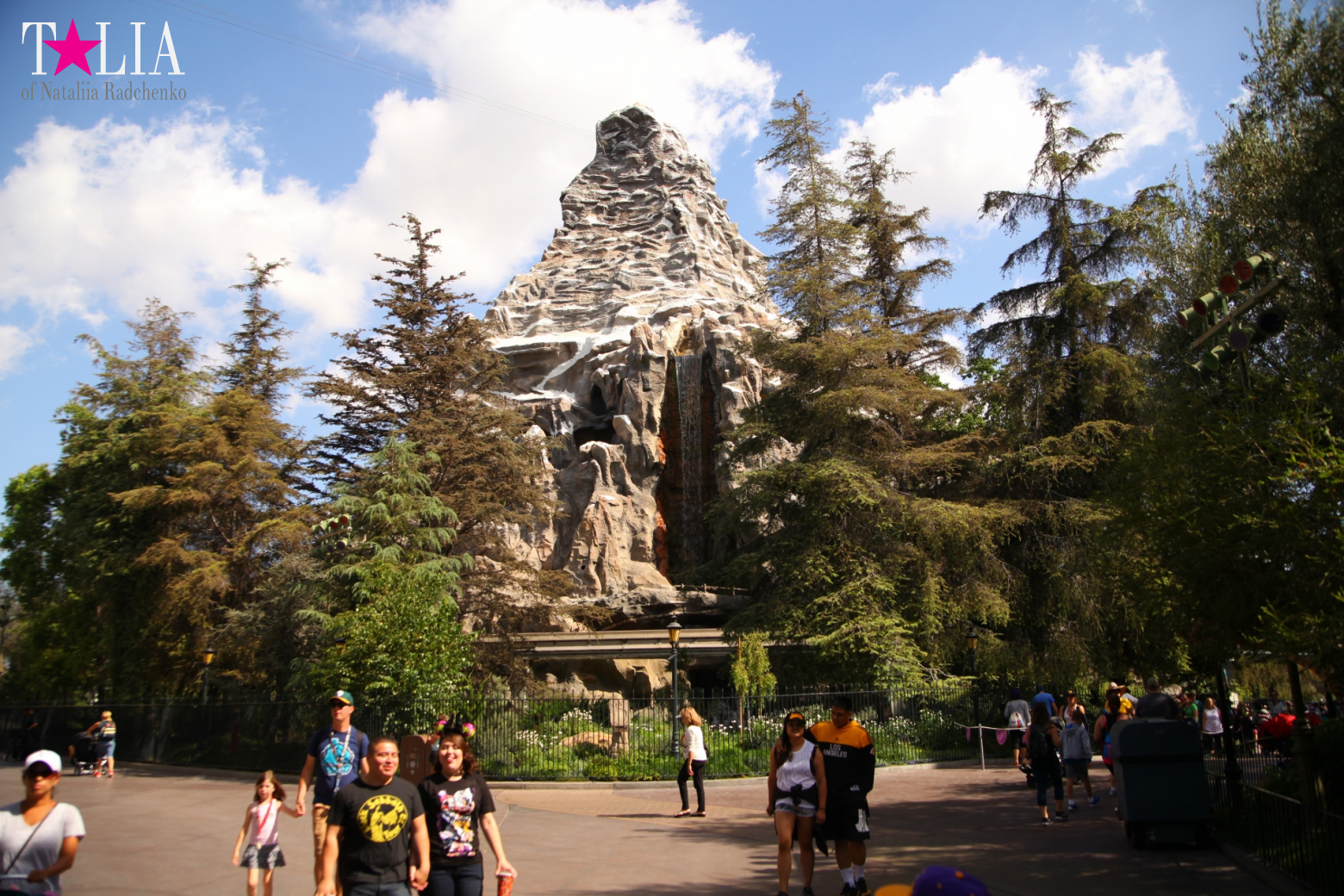 Диснейленд в Калифорнии (Анахайм, Лос Анжелес). Аттракционы