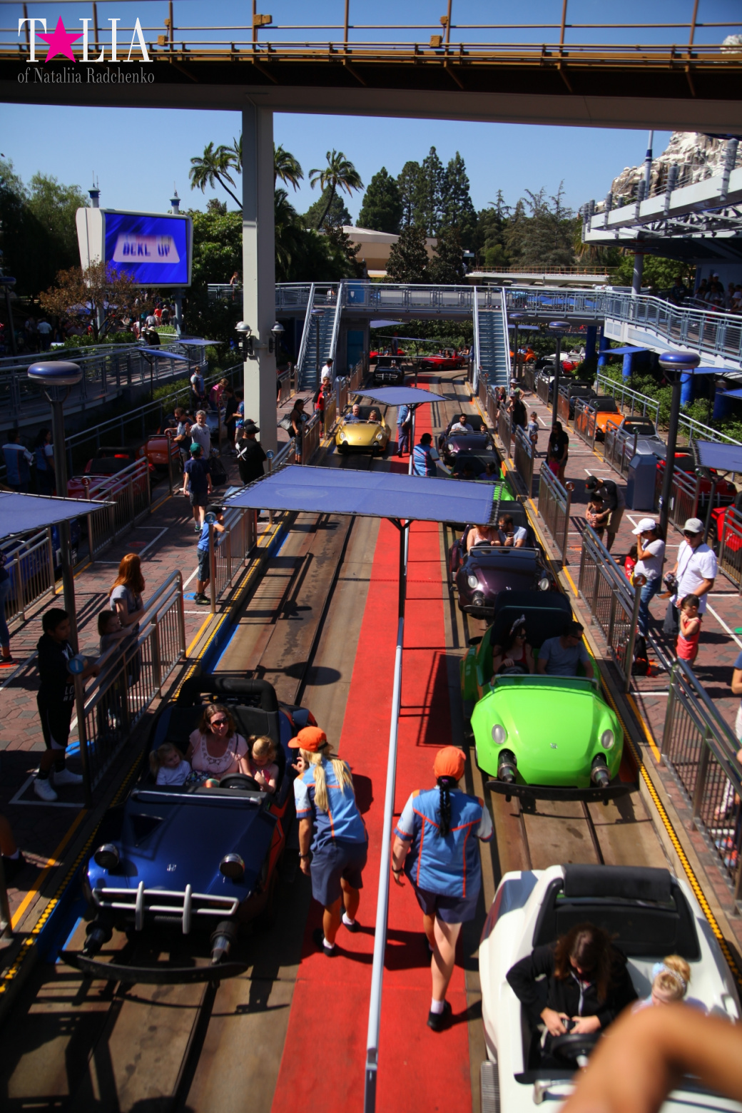 Диснейленд в Калифорнии (Анахайм, Лос Анжелес). Аттракционы