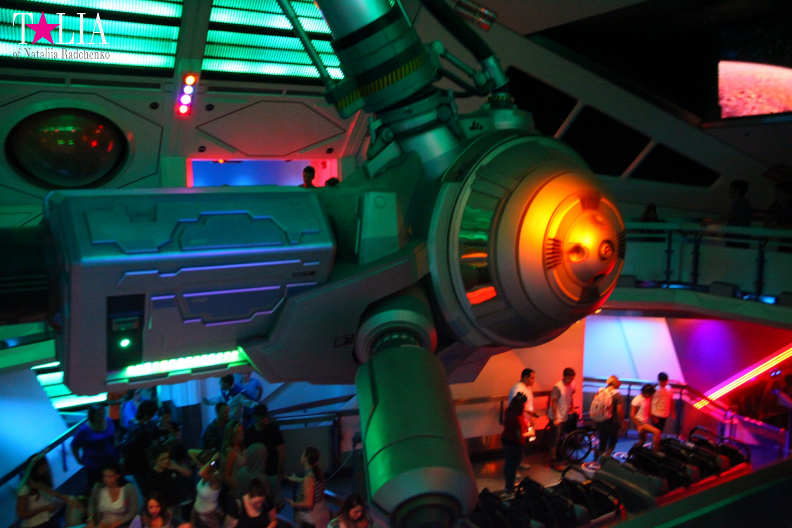 Диснейленд в Калифорнии (Анахайм, Лос Анжелес). Аттракционы