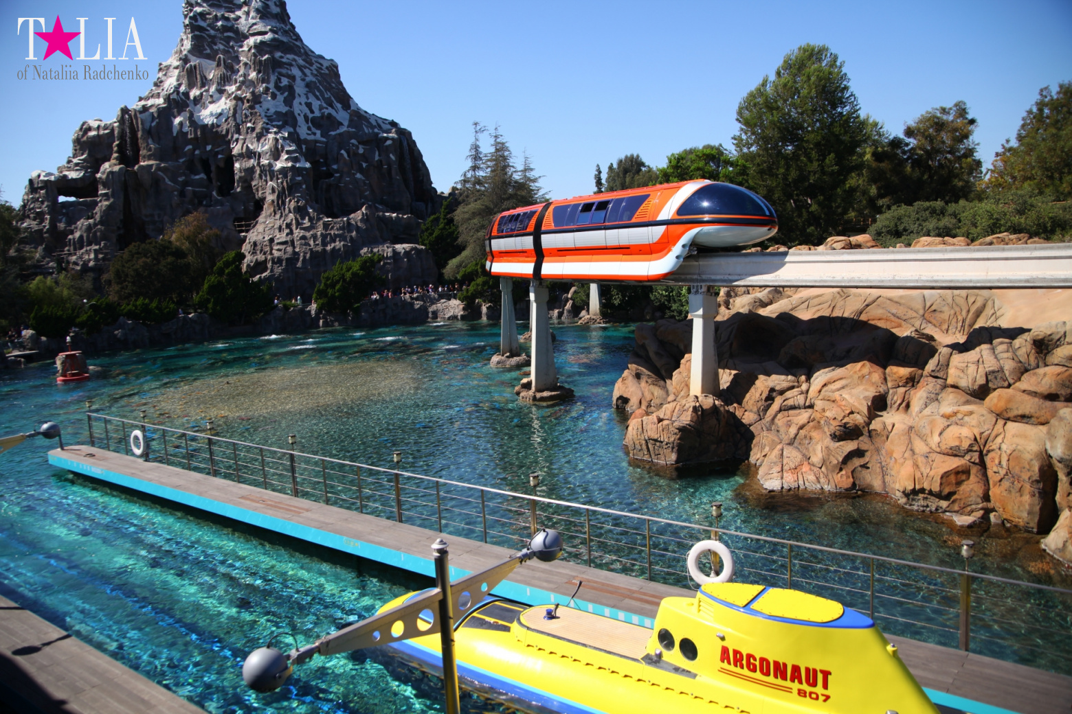 Диснейленд в Калифорнии (Анахайм, Лос Анжелес). Аттракционы