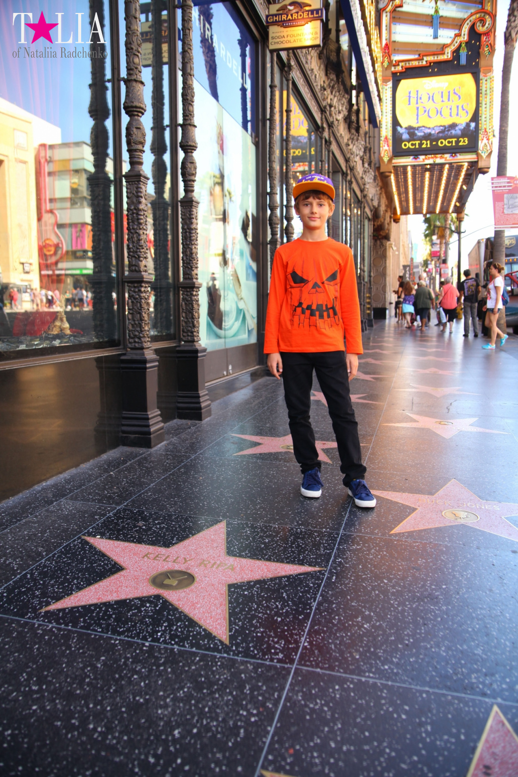 Аллея Славы Голливуда или Аллея отпечатков + "4 леди Голливуда"