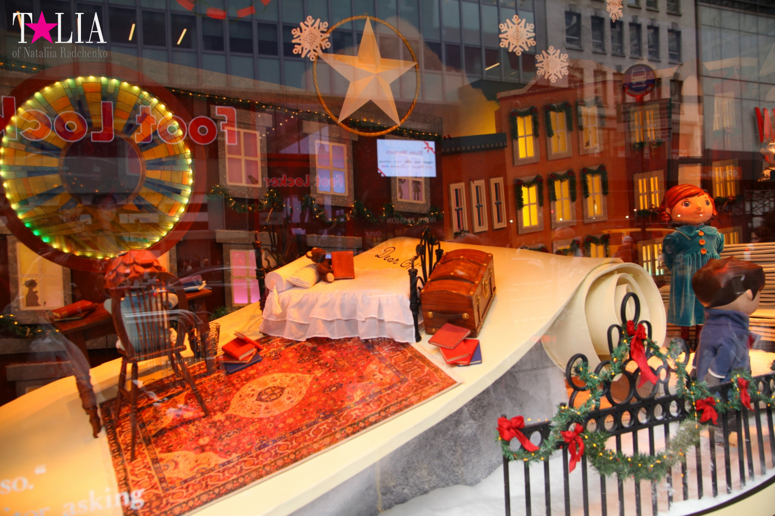 Новогодние и рождественские витрины магазинов Нью-Йорка 2016 - Macy's