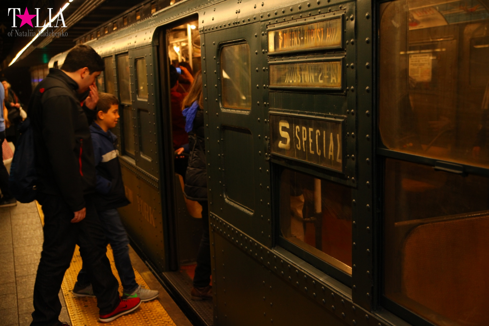 The Holiday Nostalgia Train in New York 2016