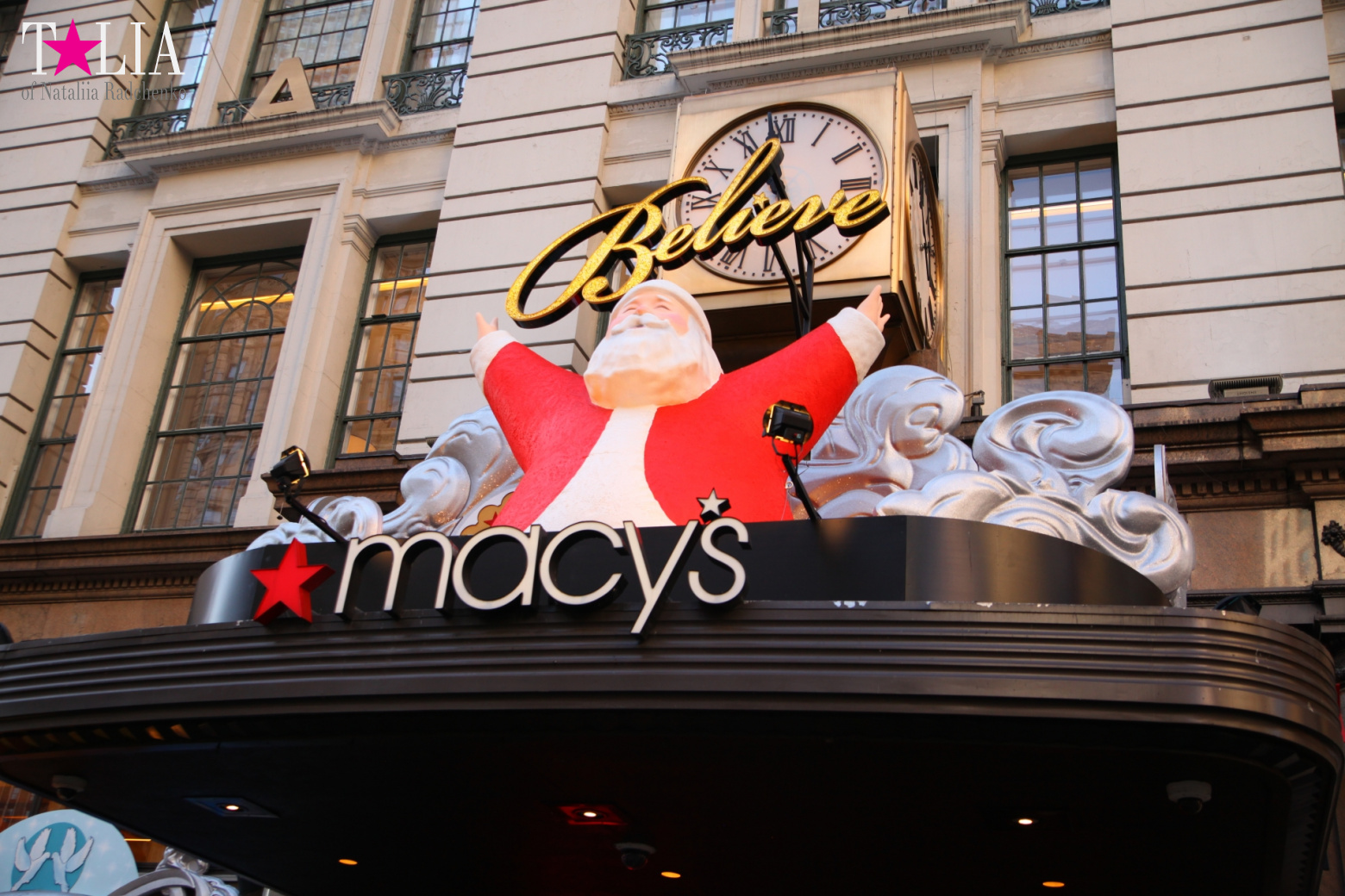 Новогодние и рождественские витрины магазинов Нью-Йорка 2016 - Macy's