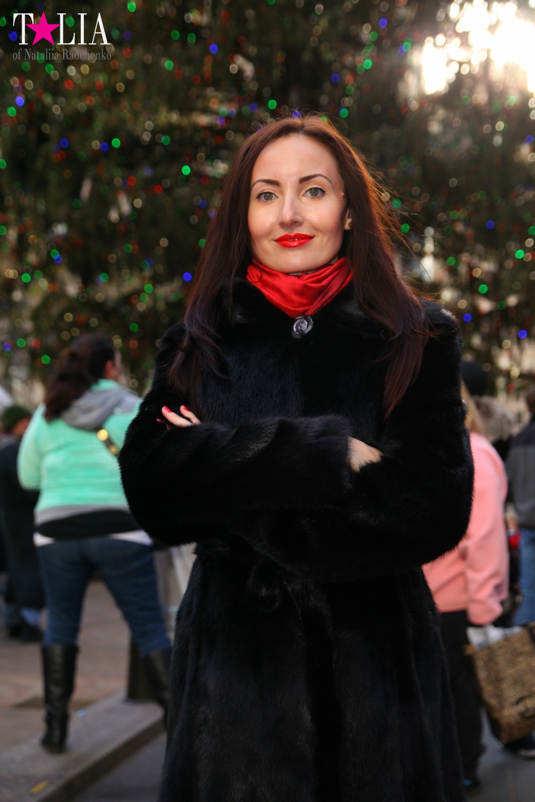 Главная рождественская елка Нью-Йорка возле Рокфеллер-Центра на Манхэттене