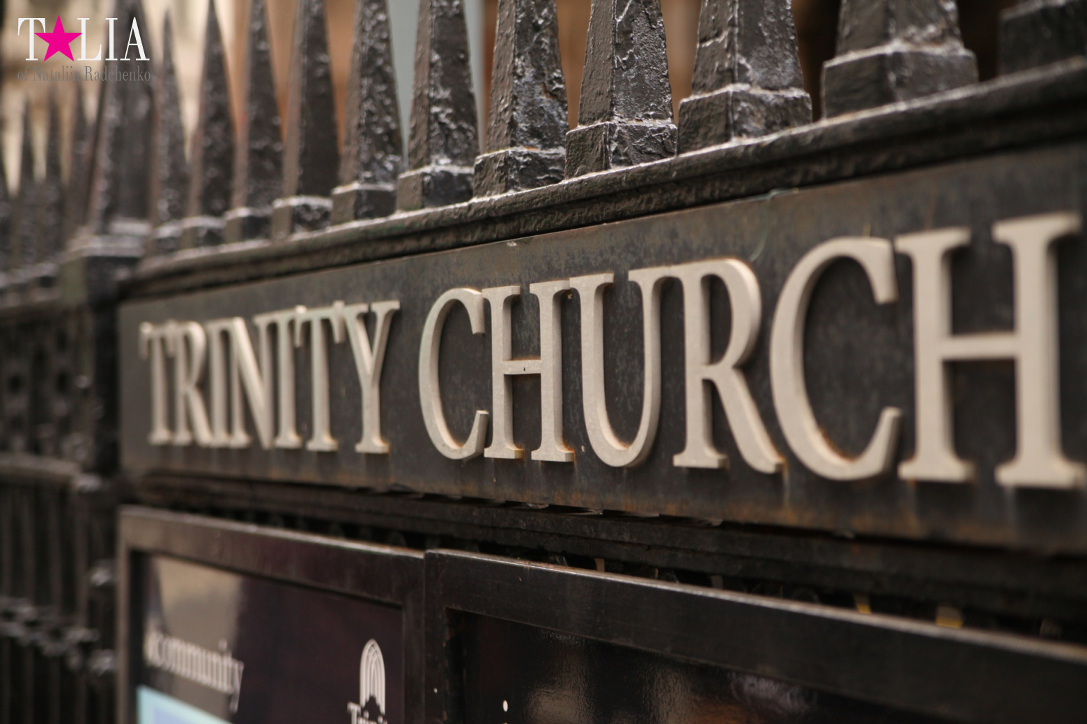The Financial District of Manhattan: The bull, the New York Stock Exchange, Wall Street, the World Trade Centre, 9/11 Memorial