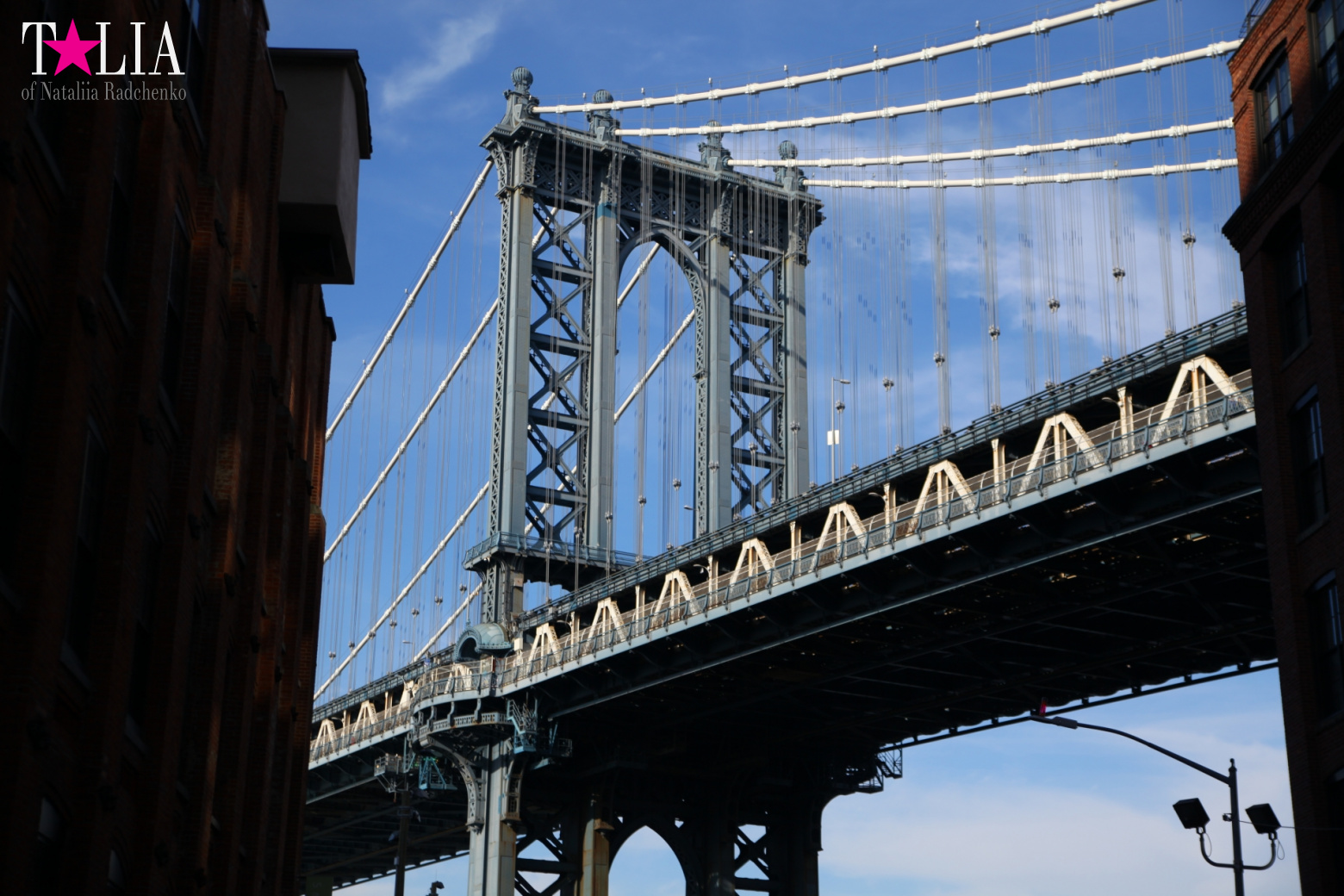 Манхэттенский Мост в Нью-Йорке, США