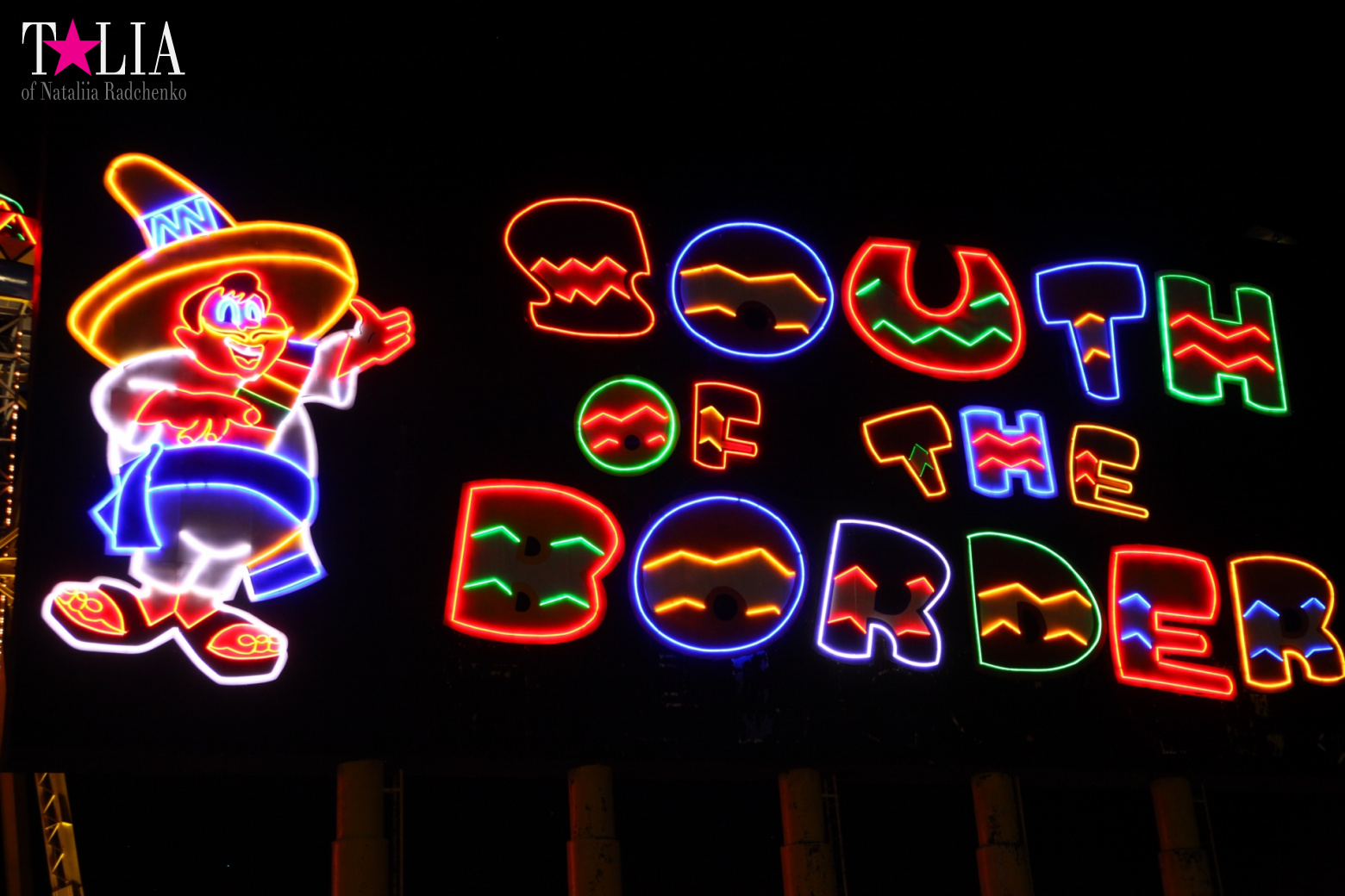 ''South of the Border". Середина пути по дороге из Нью-Йорка в Майами на машине